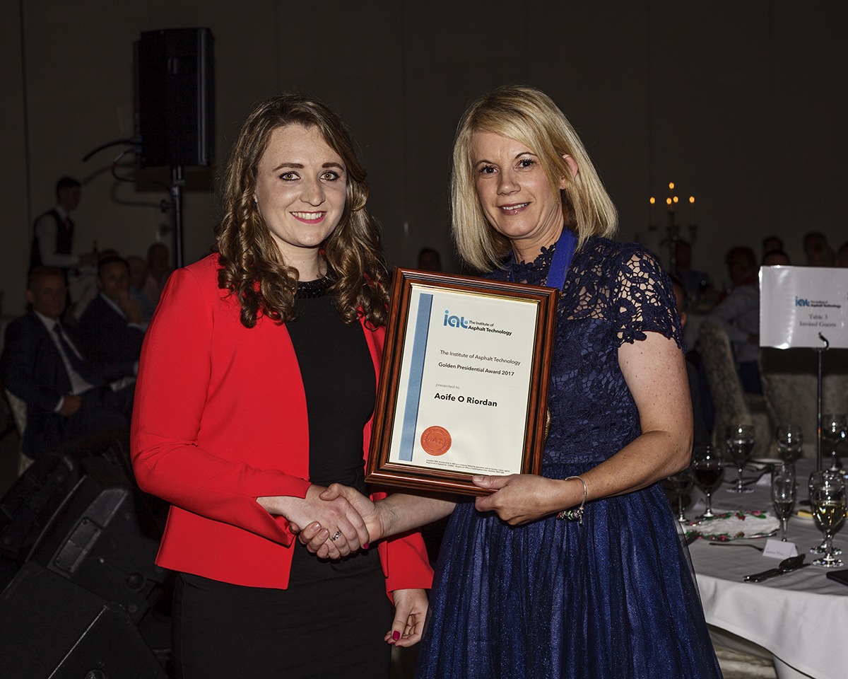 Golden Award Winner Aoife O'Riordan with Geraldine Walsh.